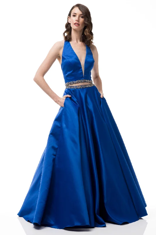 Chic and comfortable clothing for busy women   FR17310