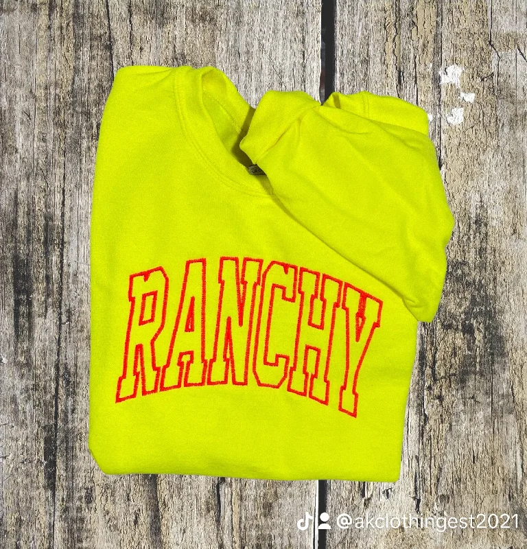 Timeless clothing pieces every woman should own   Ranchy Embroidered Crew