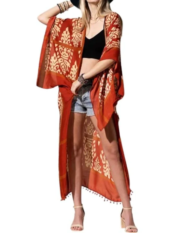 Versatile outfits to transition from day to night   Samantha Damask Print Kimono In Rust