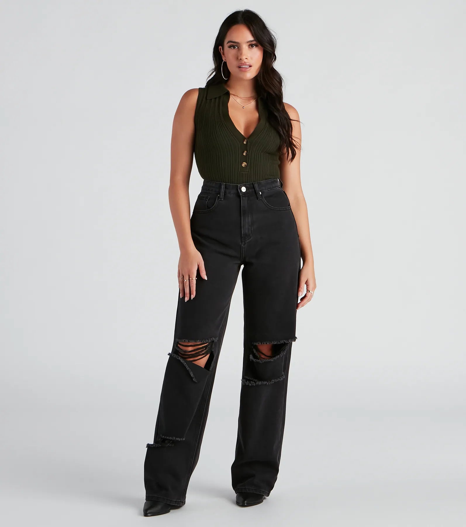 Bold fashion choices for the confident woman   Effortless Edge Wide-Leg Denim Jeans