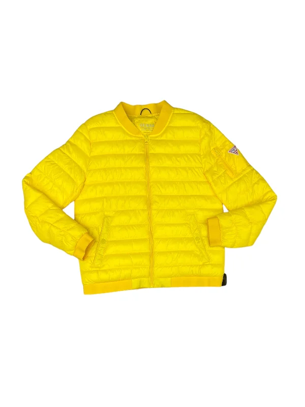 Create a timeless wardrobe with fashionable pieces   Jacket Puffer & Quilted By Guess  Size: L